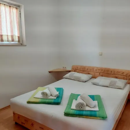 Luka Apartment