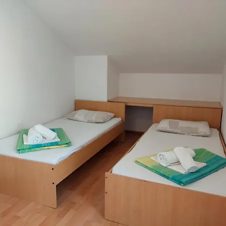 Luka Apartment