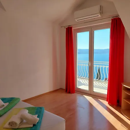 Luka Apartment